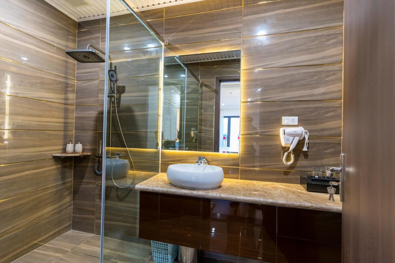 Cm Hotel & Apartment Hai Phong Exterior photo